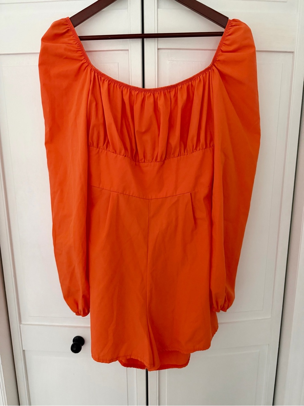 Pretty Little Thing Classic Orange Women's Peasant Sleeve Shorts Romper